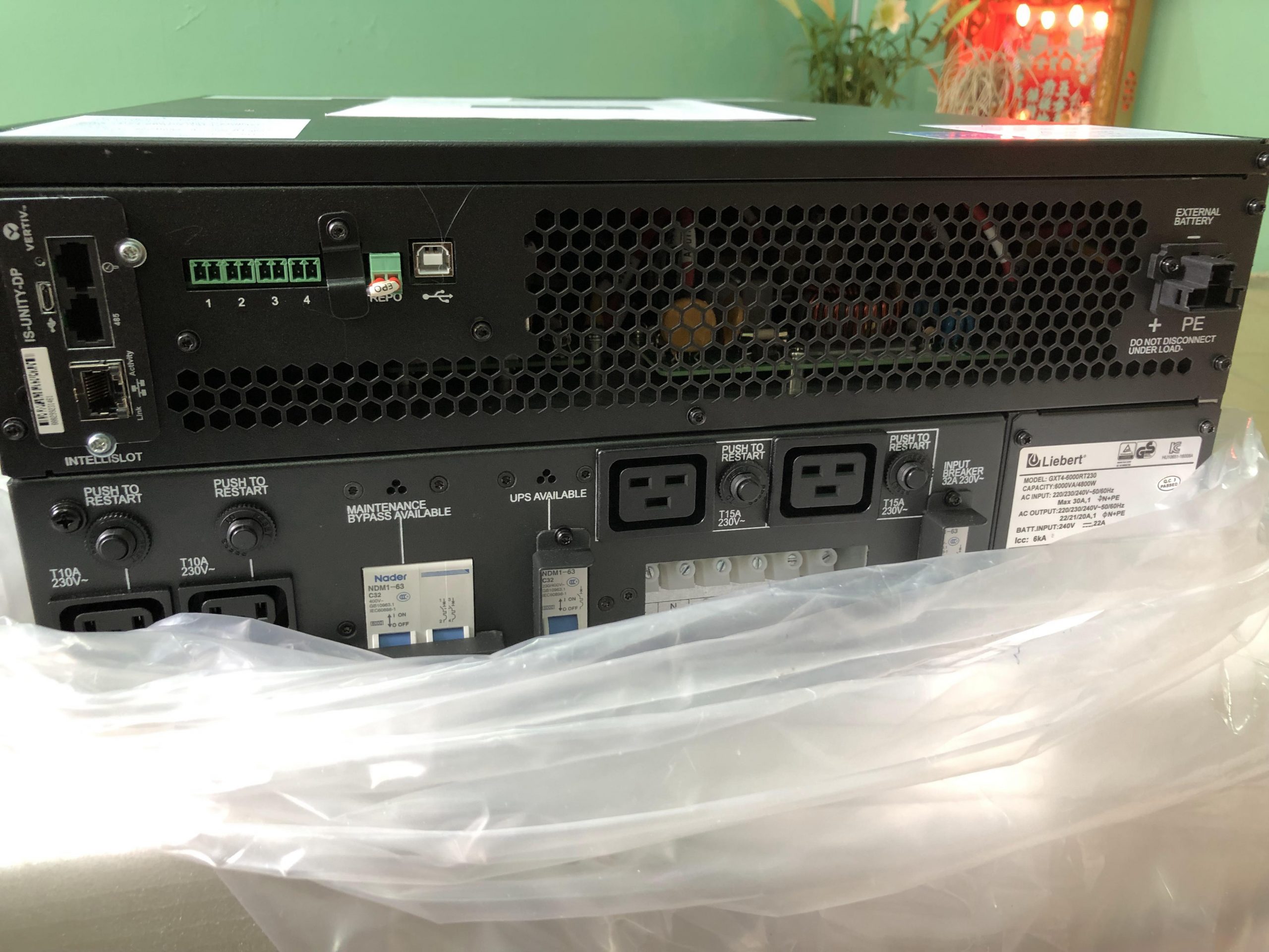 Bộ lưu điện GXT4-10000RT230